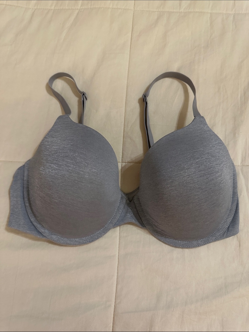Victoria's Secret Light Gray Seamless Molded Bra